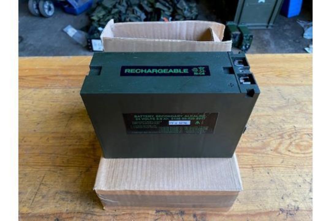2 x New Unissued Clansman 24V Rechargeable Battery Original Packing - Image 1 of 4