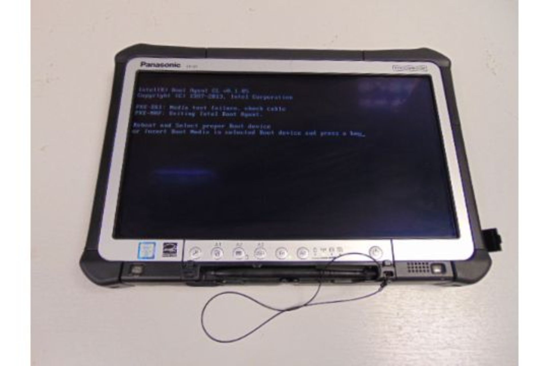 PANASONIC TOUGHBOOK CF-D1 with a wall charger, Vehicle dock & DC Adapter from UK Fire and Rescue - Image 5 of 33