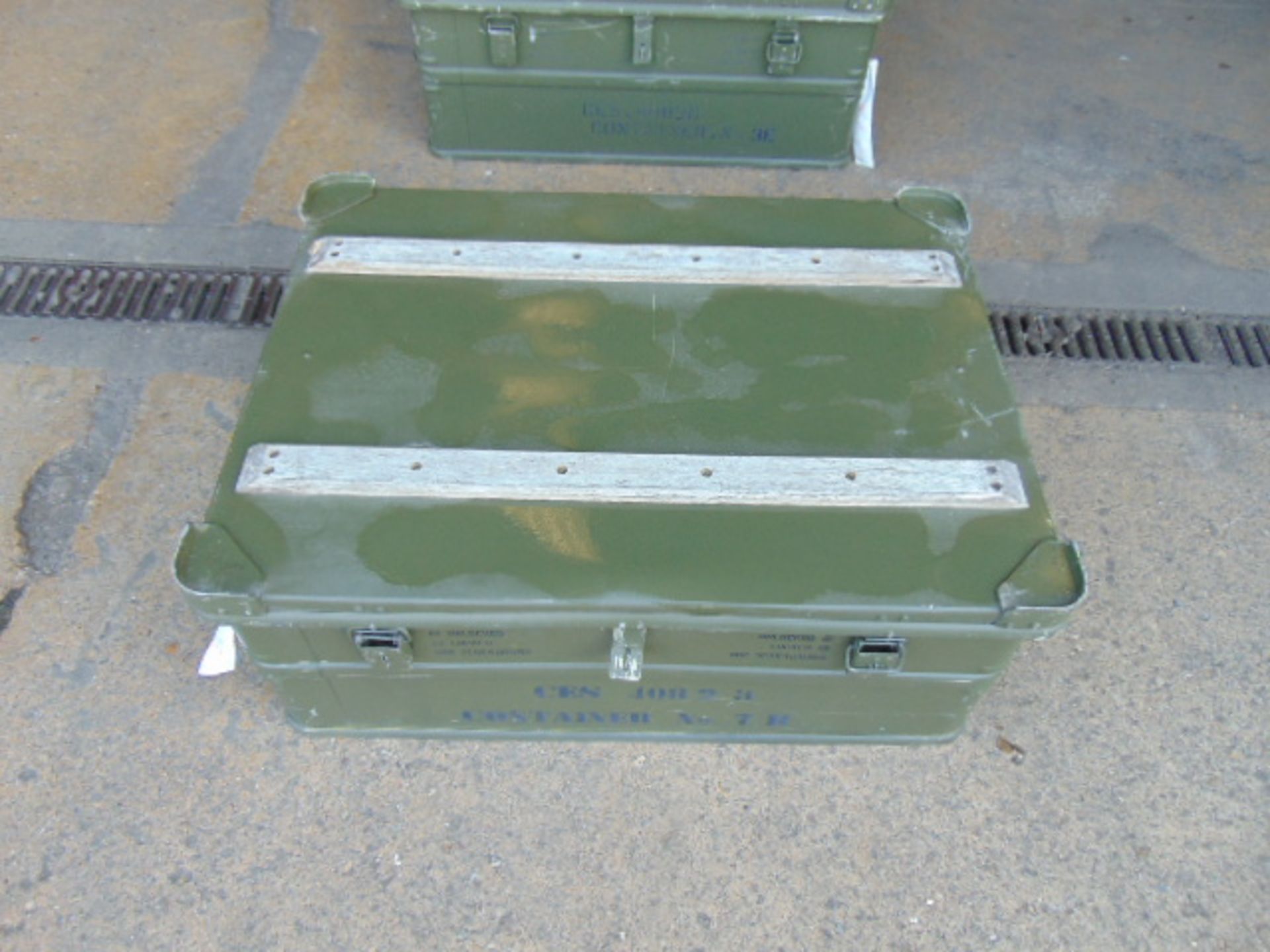 A1 Aluminium Zarges Type Stacking Waterproof Transit Case, MoD Reserve Stock - Image 2 of 6