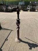 *Always make sure that you read the important information before bidding*