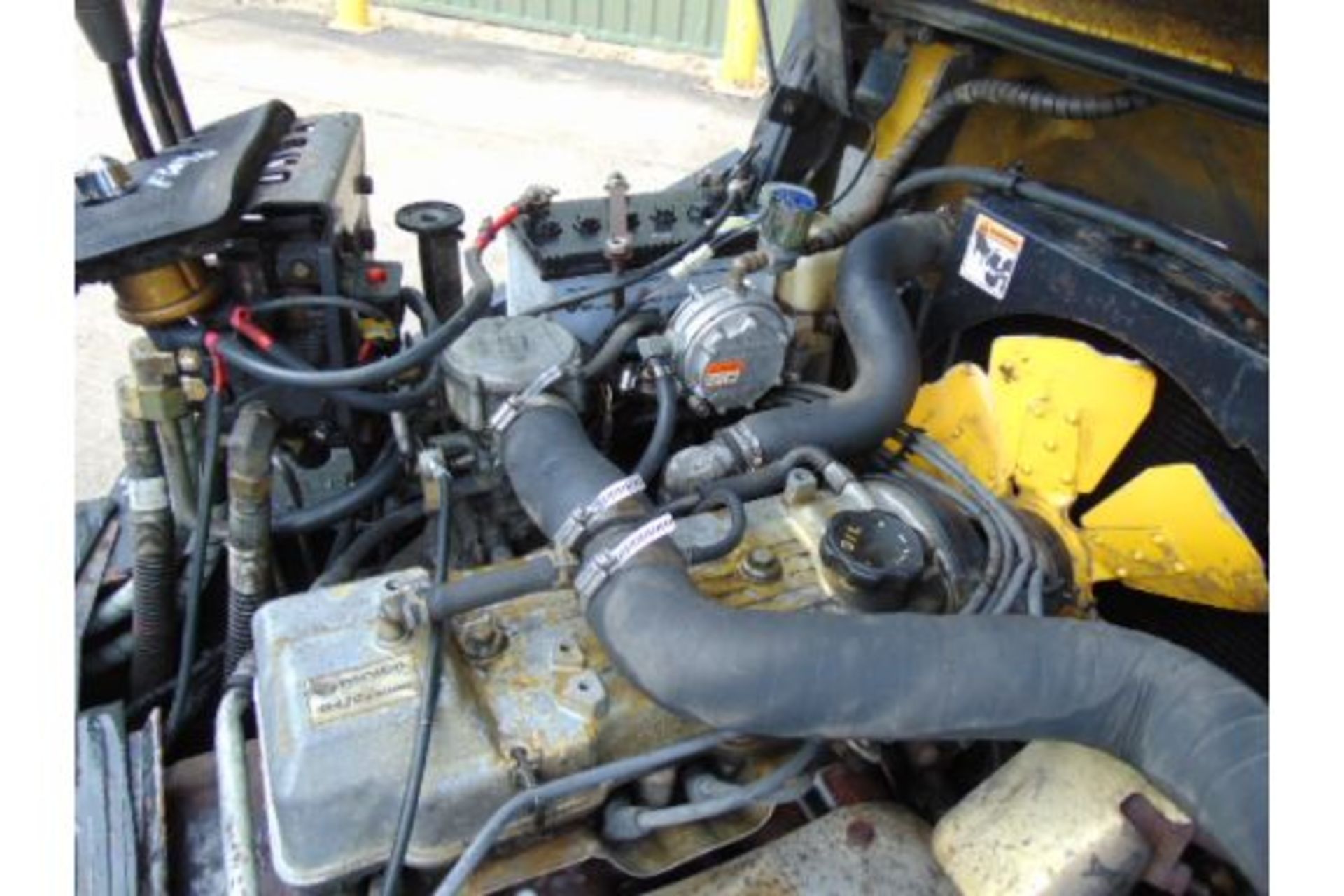 Daewoo G15S-2 LPG Forklift 3 Stage Mast with Side Shift Sold with Gas Bottle need Ignition Switch - Image 19 of 23