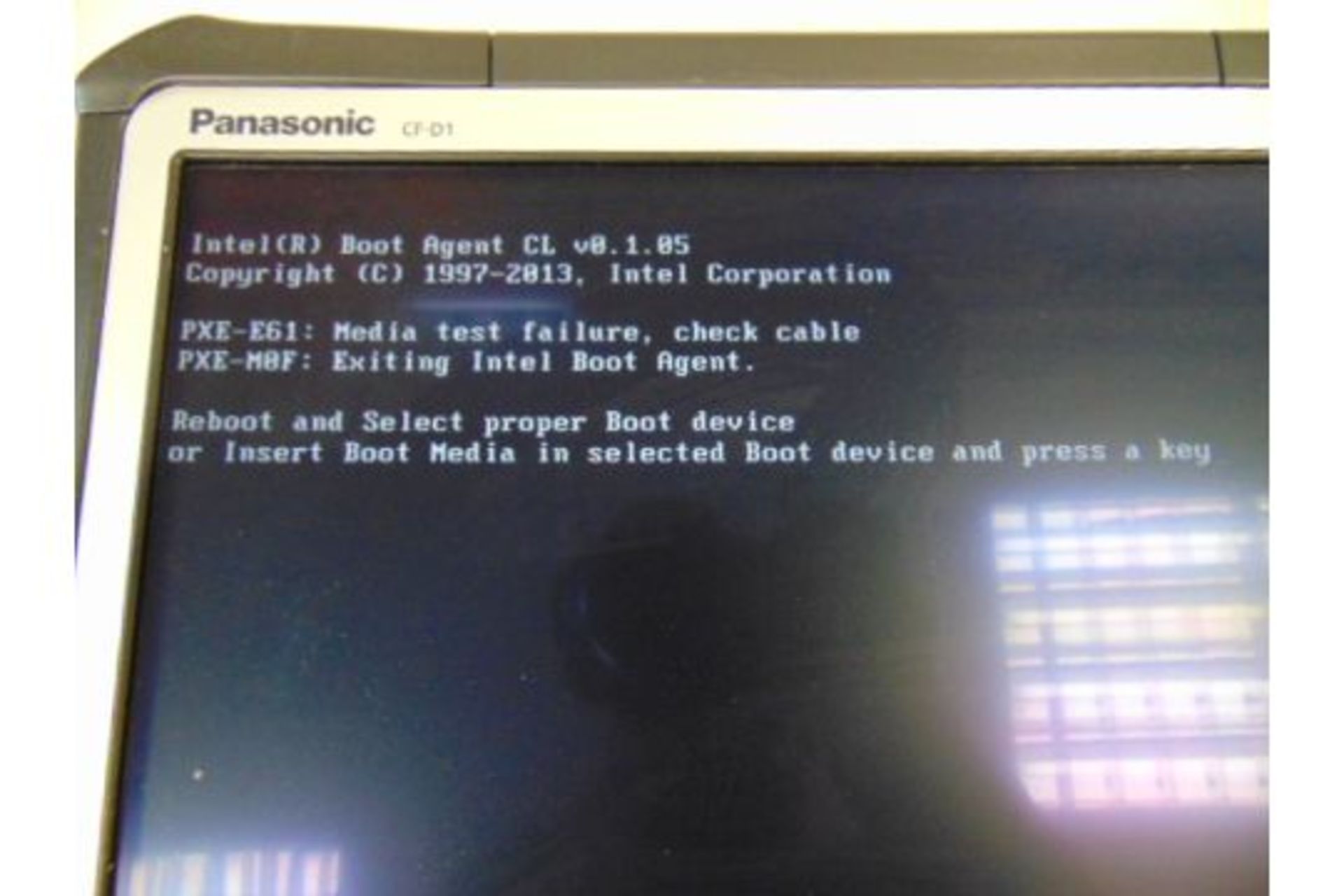 PANASONIC TOUGHBOOK CF-D1 with a wall charger, Vehicle dock & DC Adapter from UK Fire and Rescue - Image 4 of 33