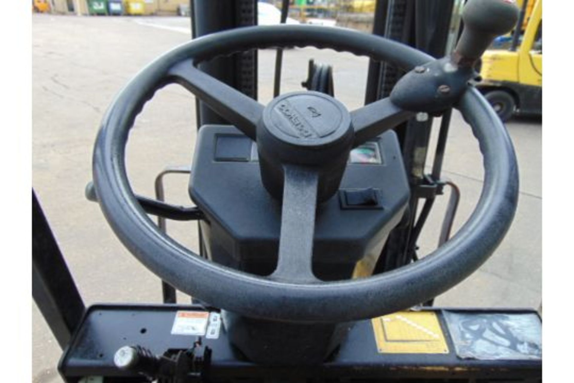 Daewoo G15S-2 LPG Forklift 3 Stage Mast with Side Shift Sold with Gas Bottle need Ignition Switch - Image 13 of 23