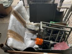 1 x Stillage of Wimik Bowman Radio fitting kits.