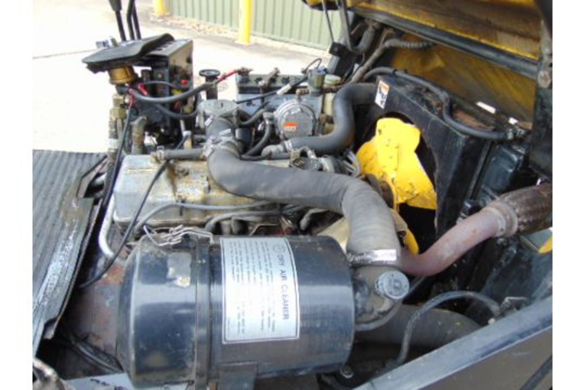 Daewoo G15S-2 LPG Forklift 3 Stage Mast with Side Shift Sold with Gas Bottle need Ignition Switch - Image 18 of 23