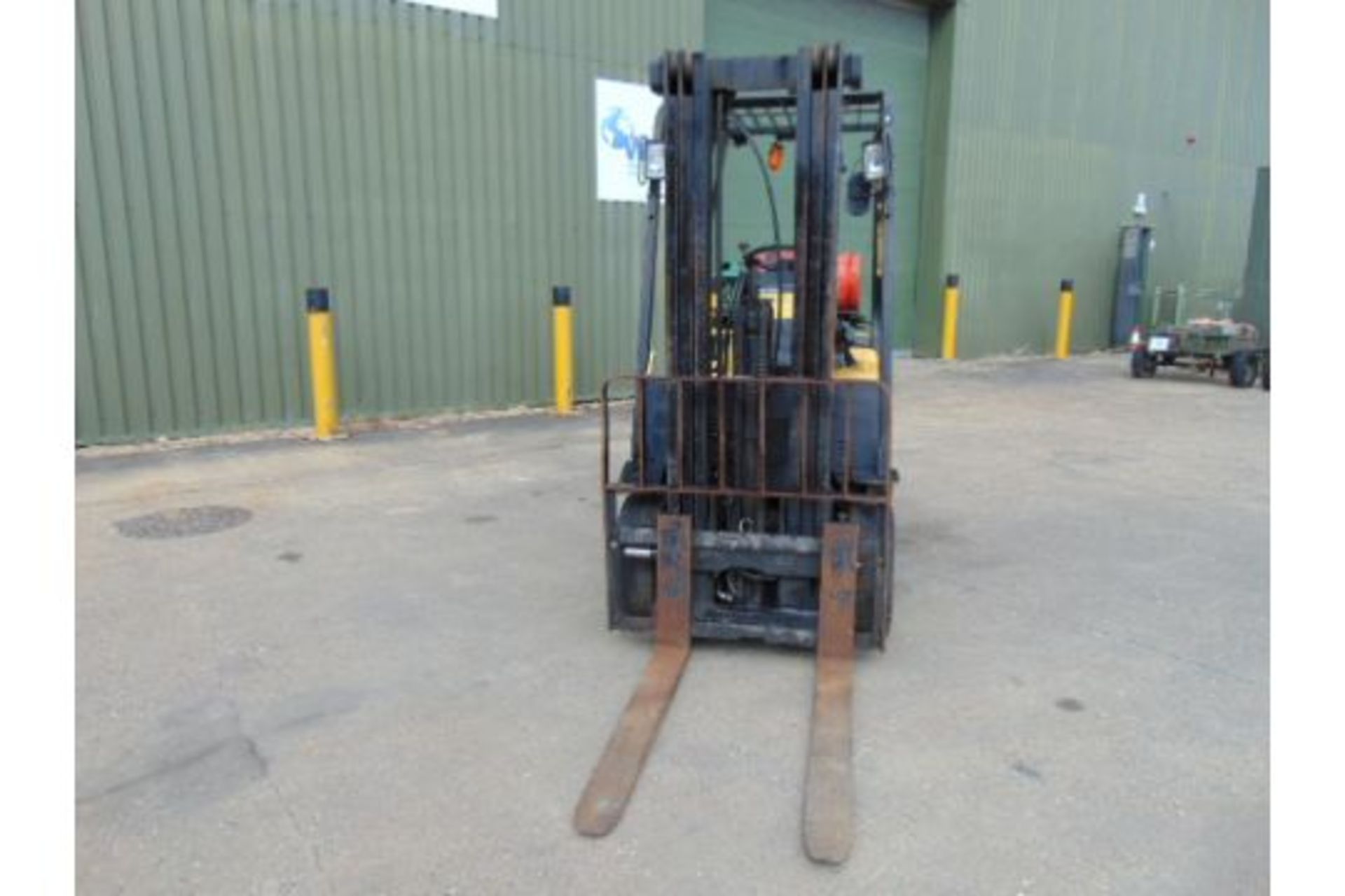 Daewoo G15S-2 LPG Forklift 3 Stage Mast with Side Shift Sold with Gas Bottle need Ignition Switch - Image 6 of 23