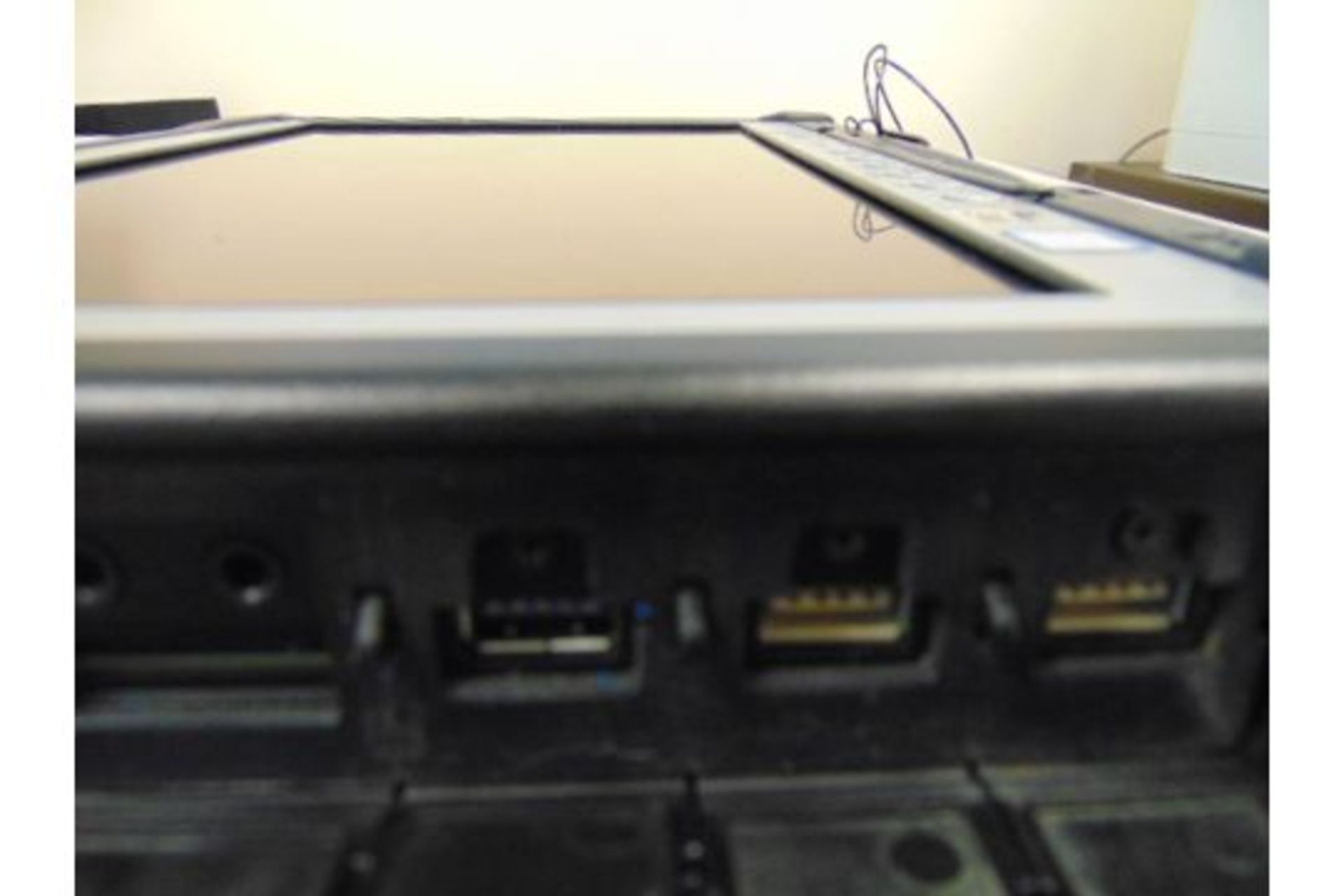 PANASONIC TOUGHBOOK CF-D1 with a wall charger, Vehicle dock & DC Adapter from UK Fire and Rescue - Image 29 of 33