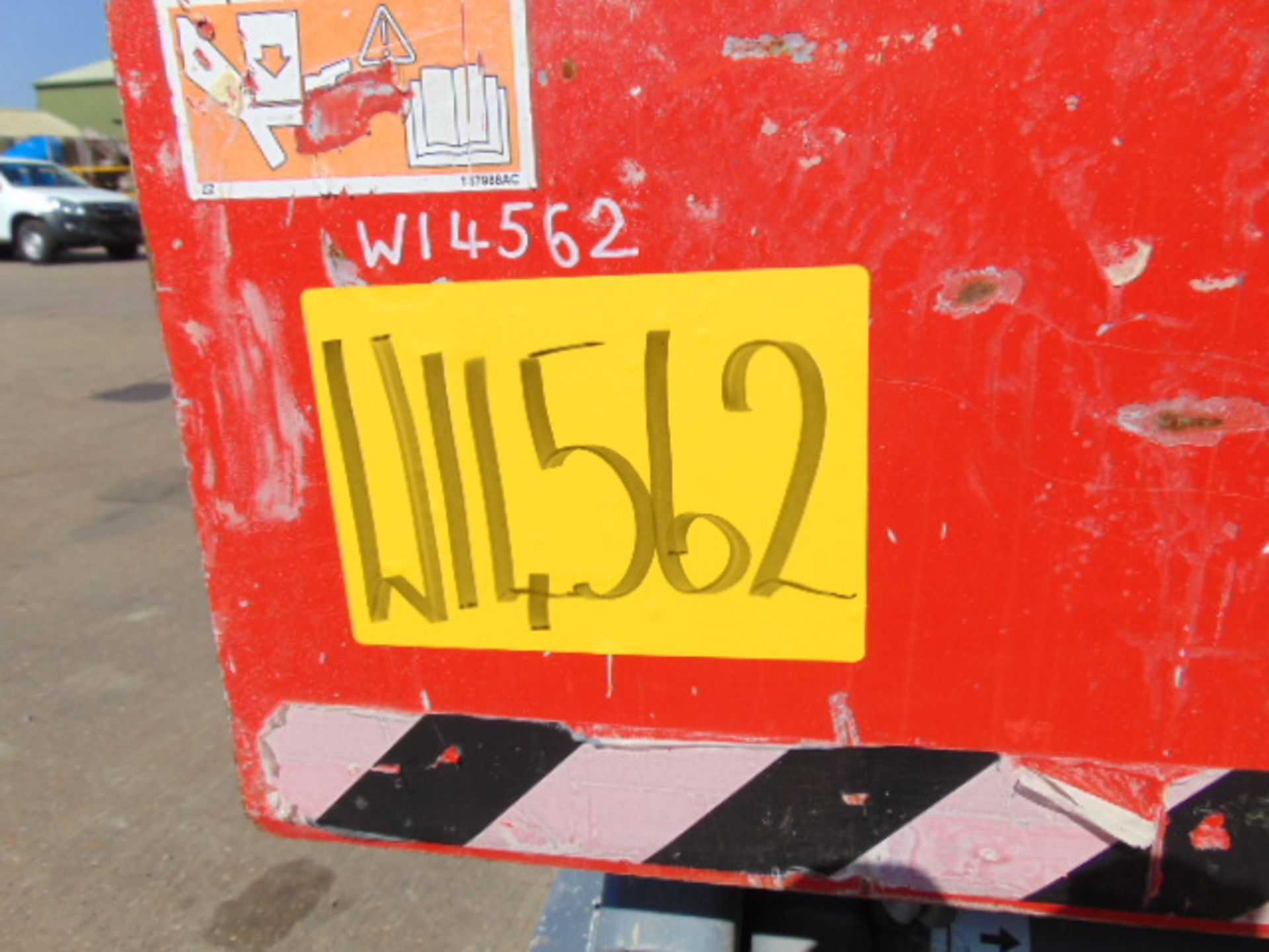 2014 SkyJack SJ111 3219 Hydraulic Self Propelled Access Platform !!! 169 Hours Only - Image 24 of 24