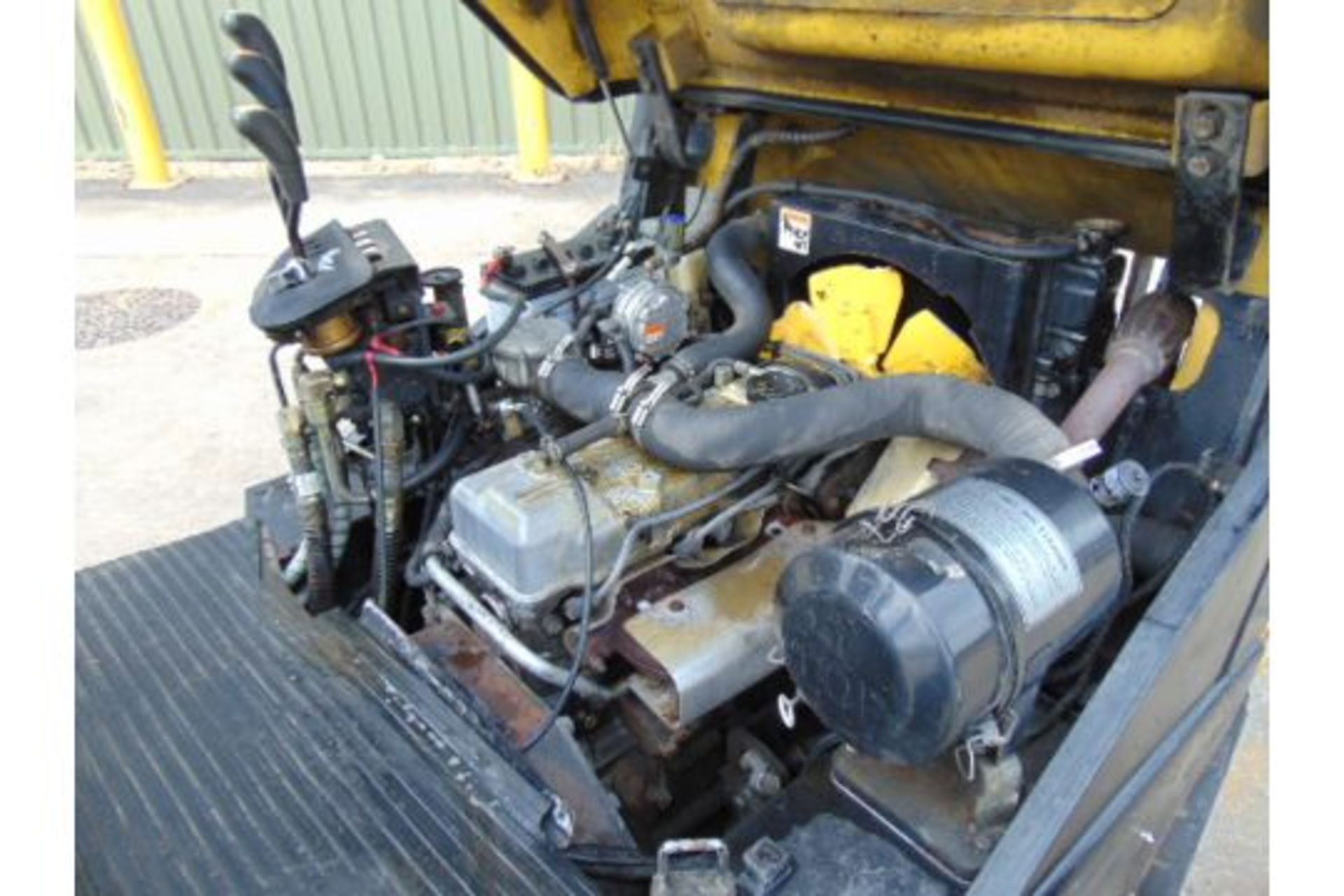 Daewoo G15S-2 LPG Forklift 3 Stage Mast with Side Shift Sold with Gas Bottle need Ignition Switch - Image 21 of 23
