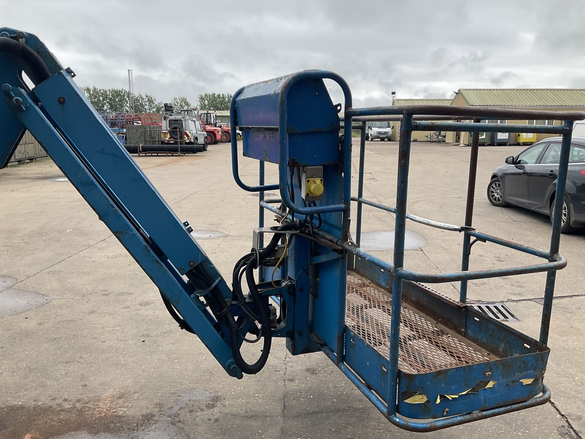 Genie Z45/25 cherry picker. - Image 15 of 21