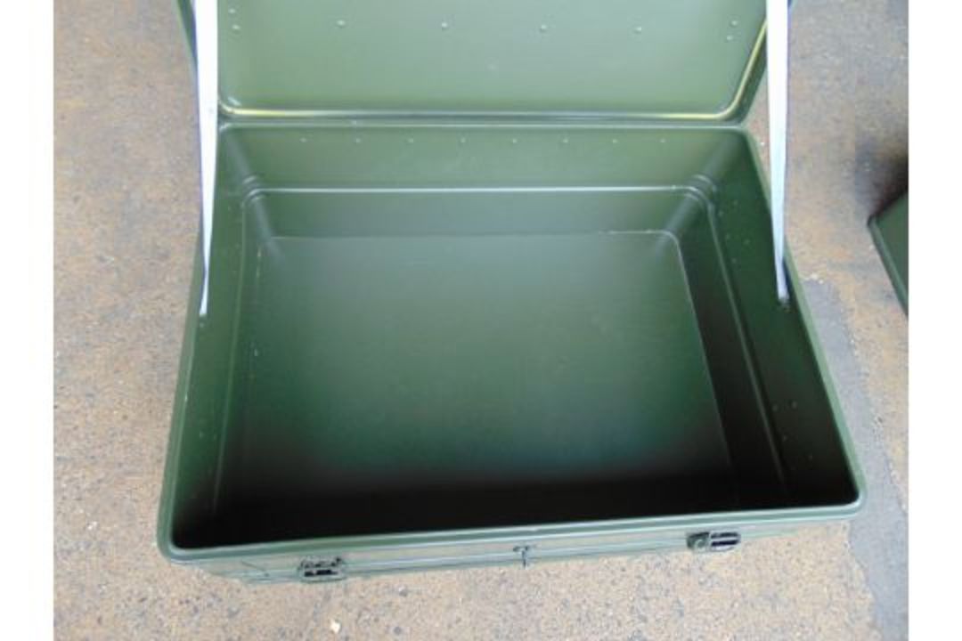 A1 Aluminium Zarges Type Stacking Waterproof Transit Case, MoD Reserve Stock - Image 4 of 5
