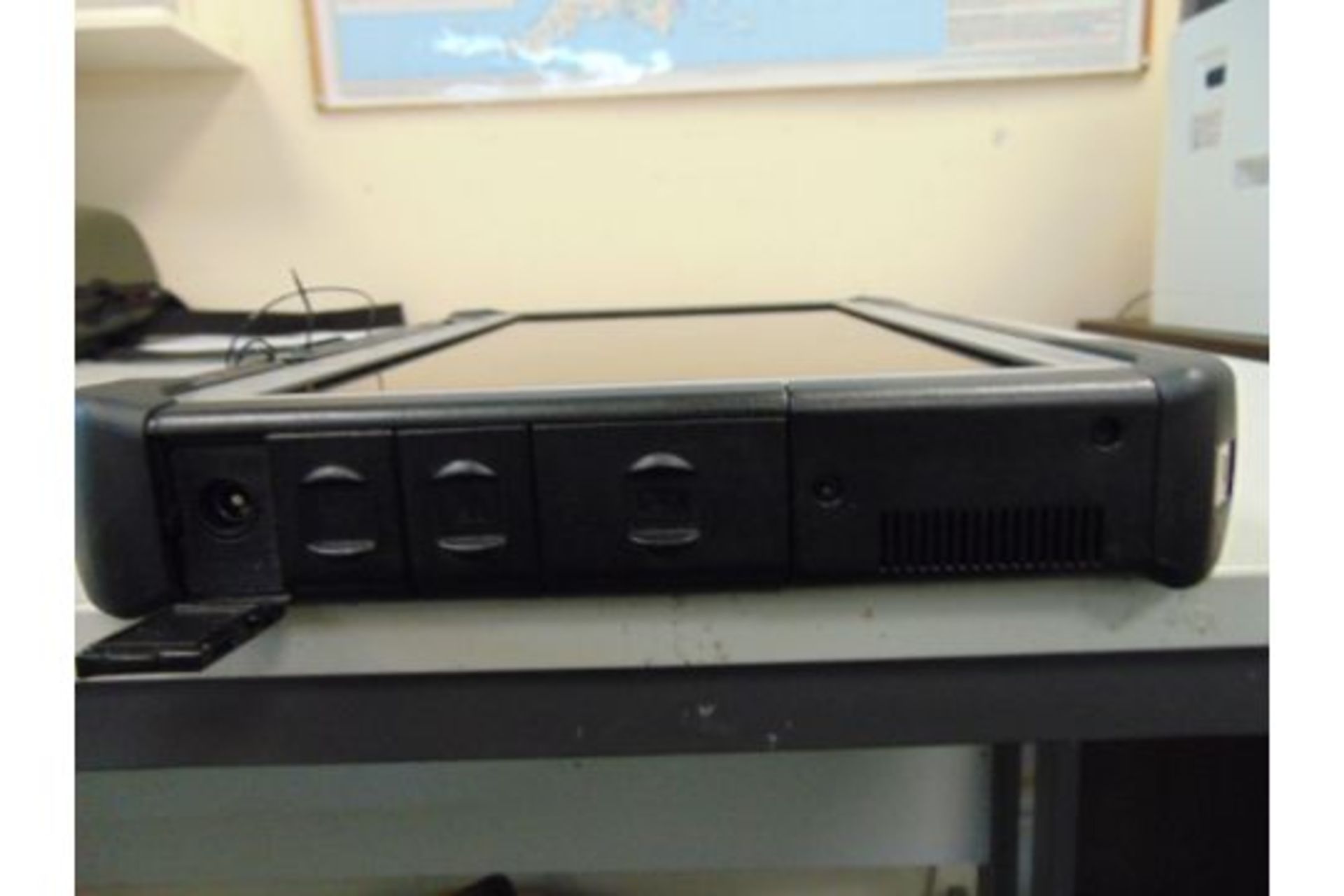 PANASONIC TOUGHBOOK CF-D1 with a wall charger, Vehicle dock & DC Adapter from UK Fire and Rescue - Image 31 of 33