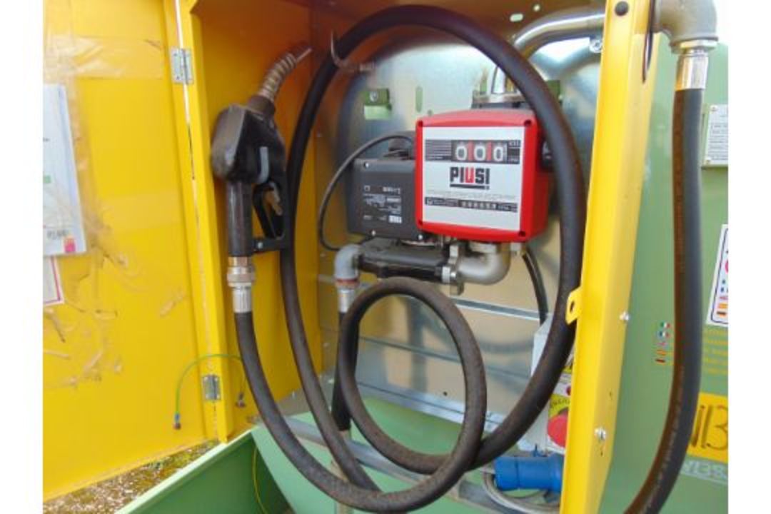 NEW UNUSED Emiliana Serbatoi 2023 TF3/50 3172 litre BUNDED Diesel Fuel Tank - Image 5 of 10