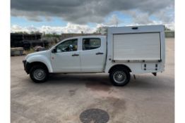 ISUZU D-Max Double cab 2.5TD, 2017, fitted purpose built Utility body and winch!