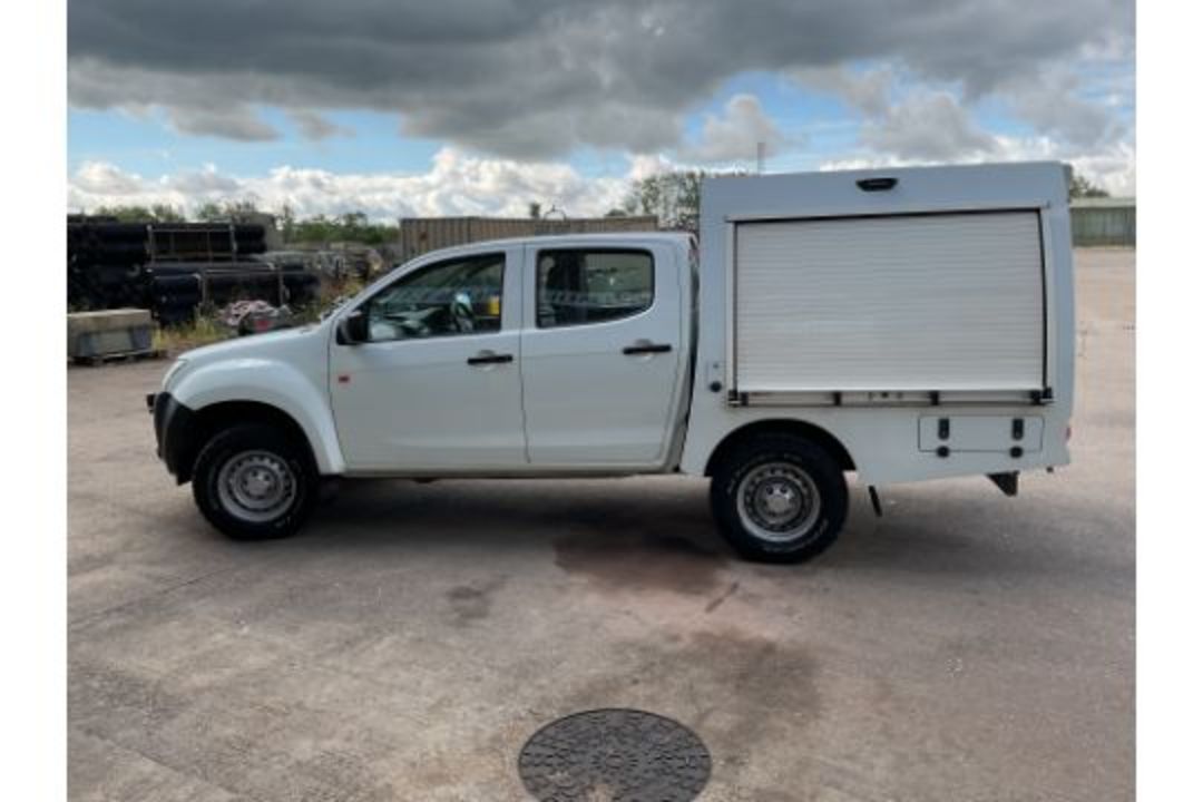 ISUZU D-Max Double cab 2.5TD, 2017, fitted purpose built Utility body and winch! - Image 1 of 61