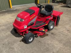 1 x Countax Lloyd 2000 Ride on Mower