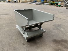 1 x Fork Lift Tipping Bucket.