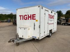 LYNTON Mobile Shower room/washroom with 2 showers, 2 x changing areas.