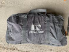 1 x JP Mate 4.2 tonne RV Air Jack, complete with Valise.