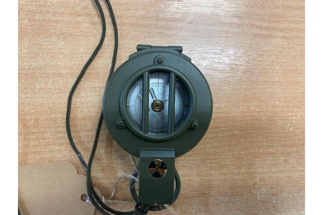 Very Nice Unissued Francis Barker M88 British Army Prismatic Compass in Mils, Nato Marks - Image 4 of 4