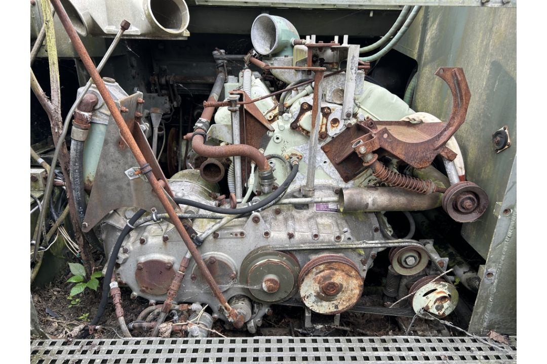 M548 Tracked Cargo Carrier with Winch from UK MoD - Image 16 of 36