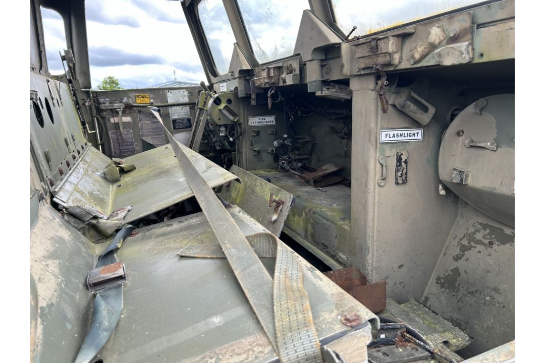 M548 Tracked Cargo Carrier with Winch from UK MoD - Image 28 of 36