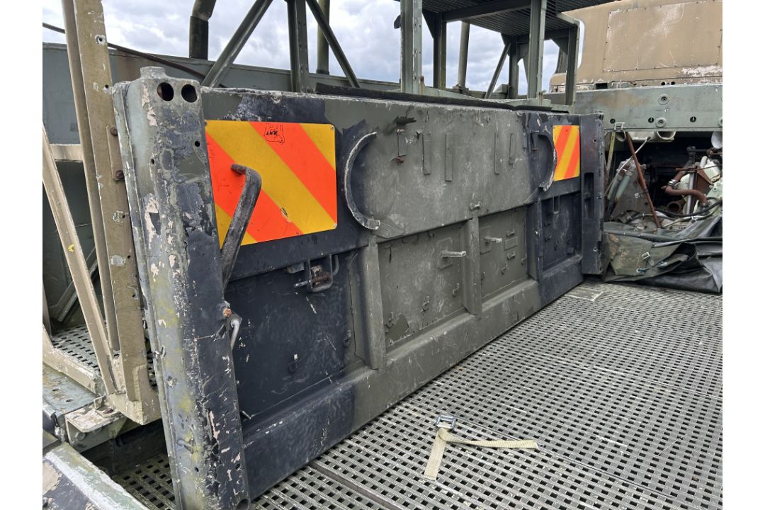 M548 Tracked Cargo Carrier with Winch from UK MoD - Image 10 of 36