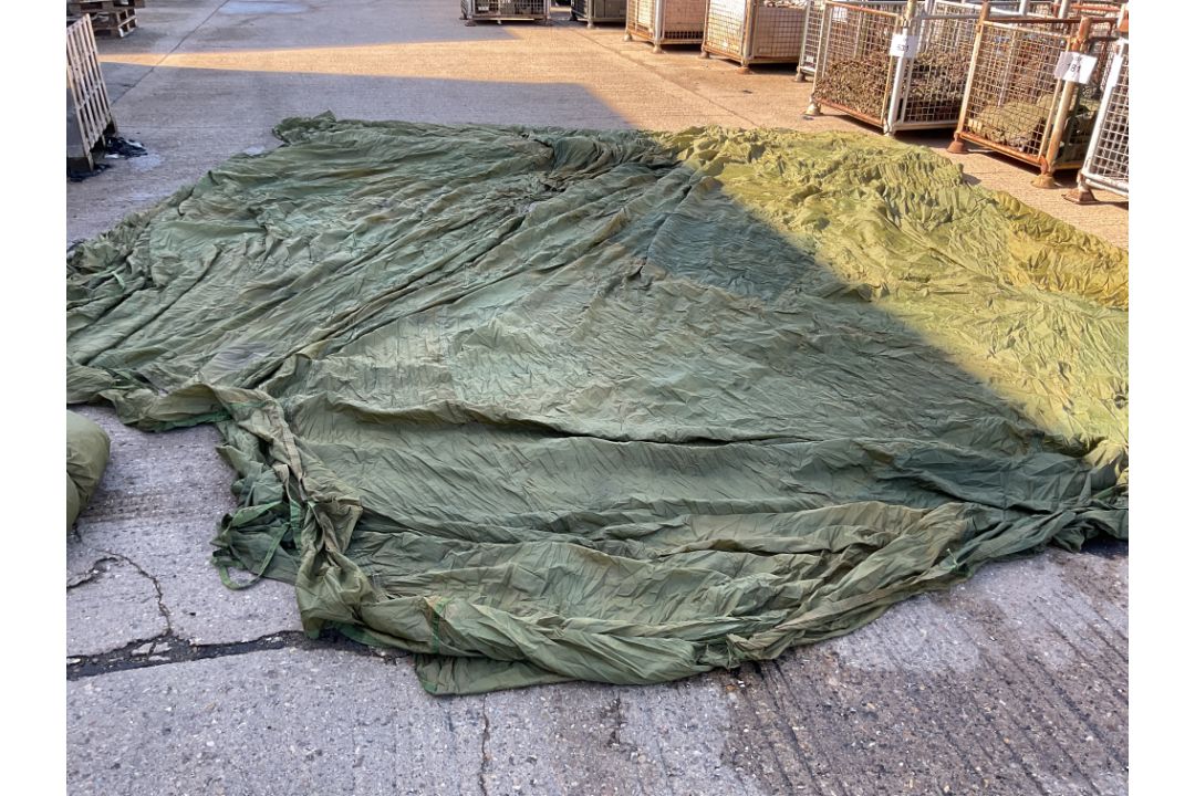 3 x Green British Army Parachutes - Image 5 of 5