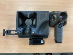 1 x ISG Infrasys X380 with Docking Station & battery