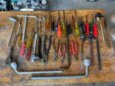 45 x screw drivers, pliers..Etc