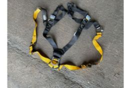 1 X Petzl adjustable Climbing Harness