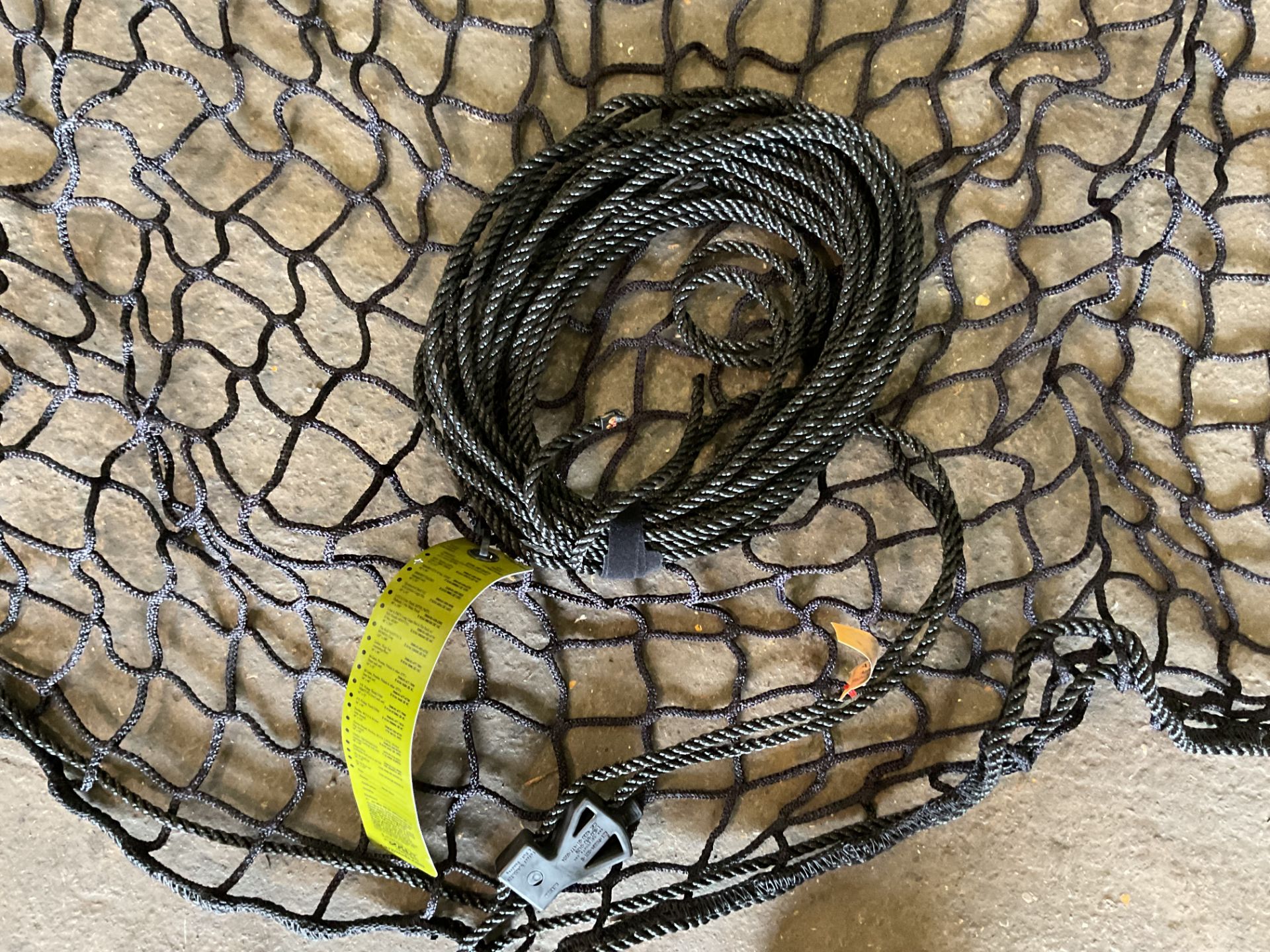 1 x new universal load master cargo net C/w hooks etc. - Image 2 of 5