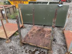 MOD STEEL STACKING POST STILLAGE