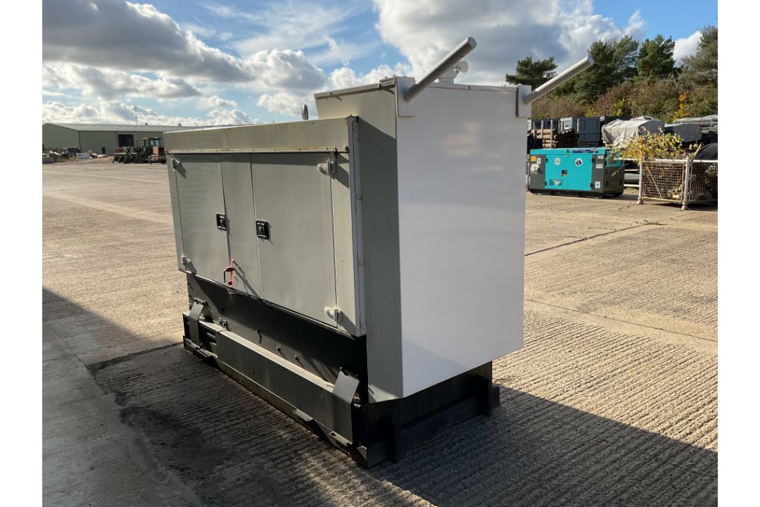 Scorpion Power System Generator 3 phase 115 Kva 415V, 50 Hz from MOD - Image 3 of 14
