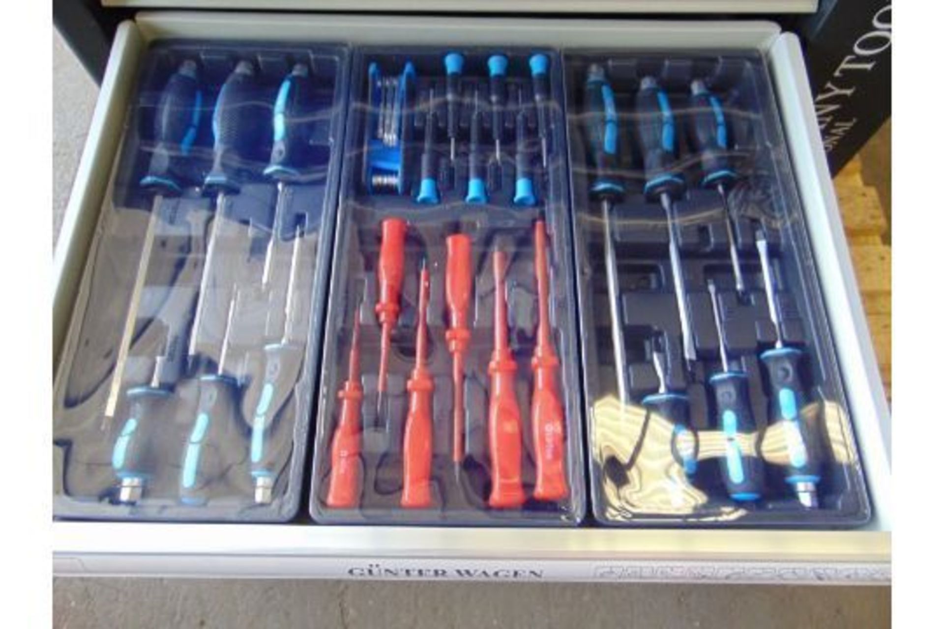 New Unused 6 Drawer Tool Cabinet inc 220Pcs Tools - Image 5 of 15