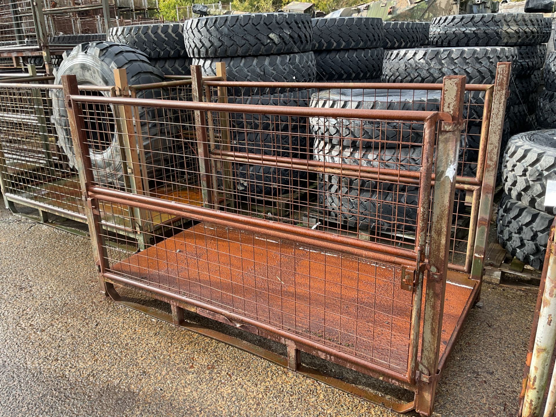Heavy Duty MOD Steel Stacking Stillage w/ Removeable Side Bars & Corner Posts. - Image 2 of 2