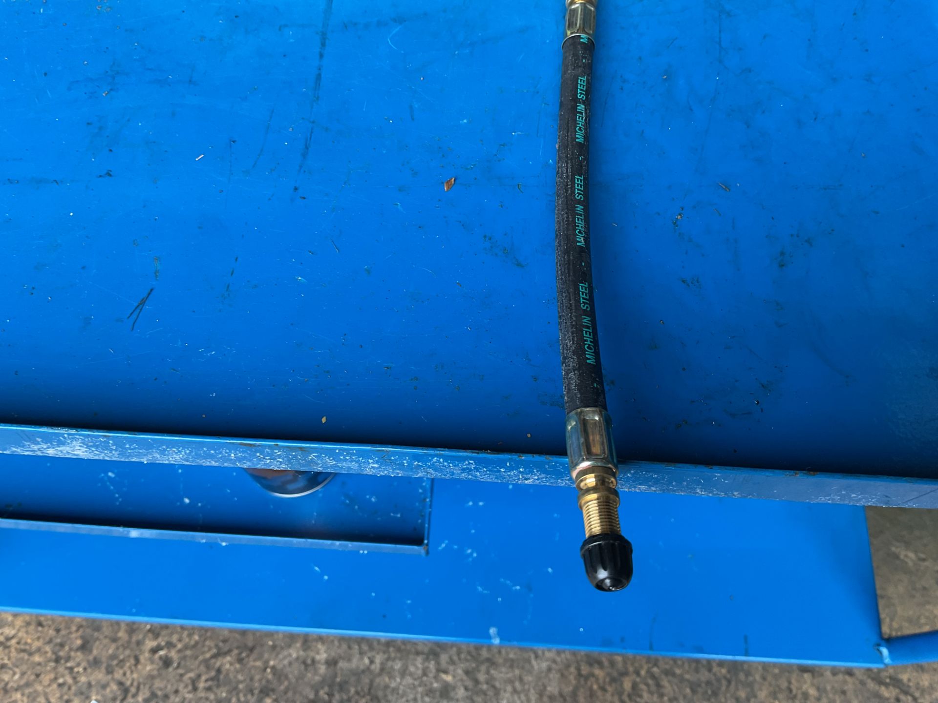 7 x New Unissued Shrader Tyre Inflator Extensions from MoD - Image 4 of 5