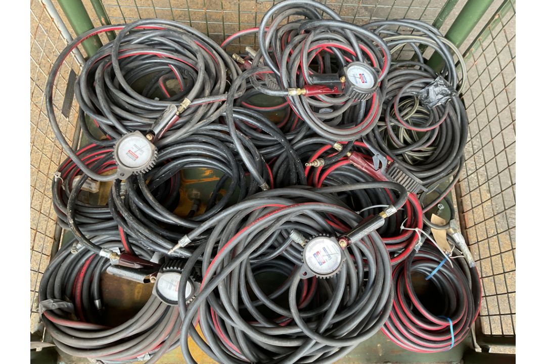 Q 16 x Unissued Shrader Type Tyre Inflator Air Lines - Image 2 of 9