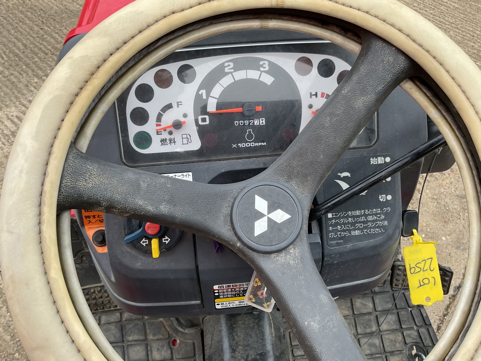 4 x 4 Mitsubishi GF130 compact Tractor with rotavator attachment.ONLY 92 hrs - Image 5 of 17