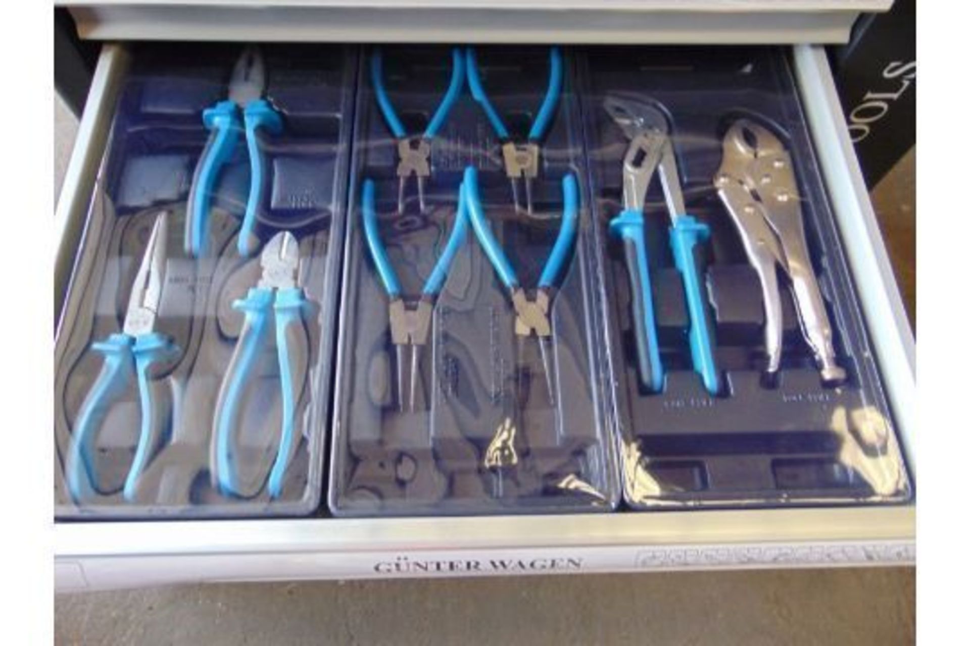 New Unused 6 Drawer Tool Cabinet inc 220Pcs Tools - Image 6 of 15