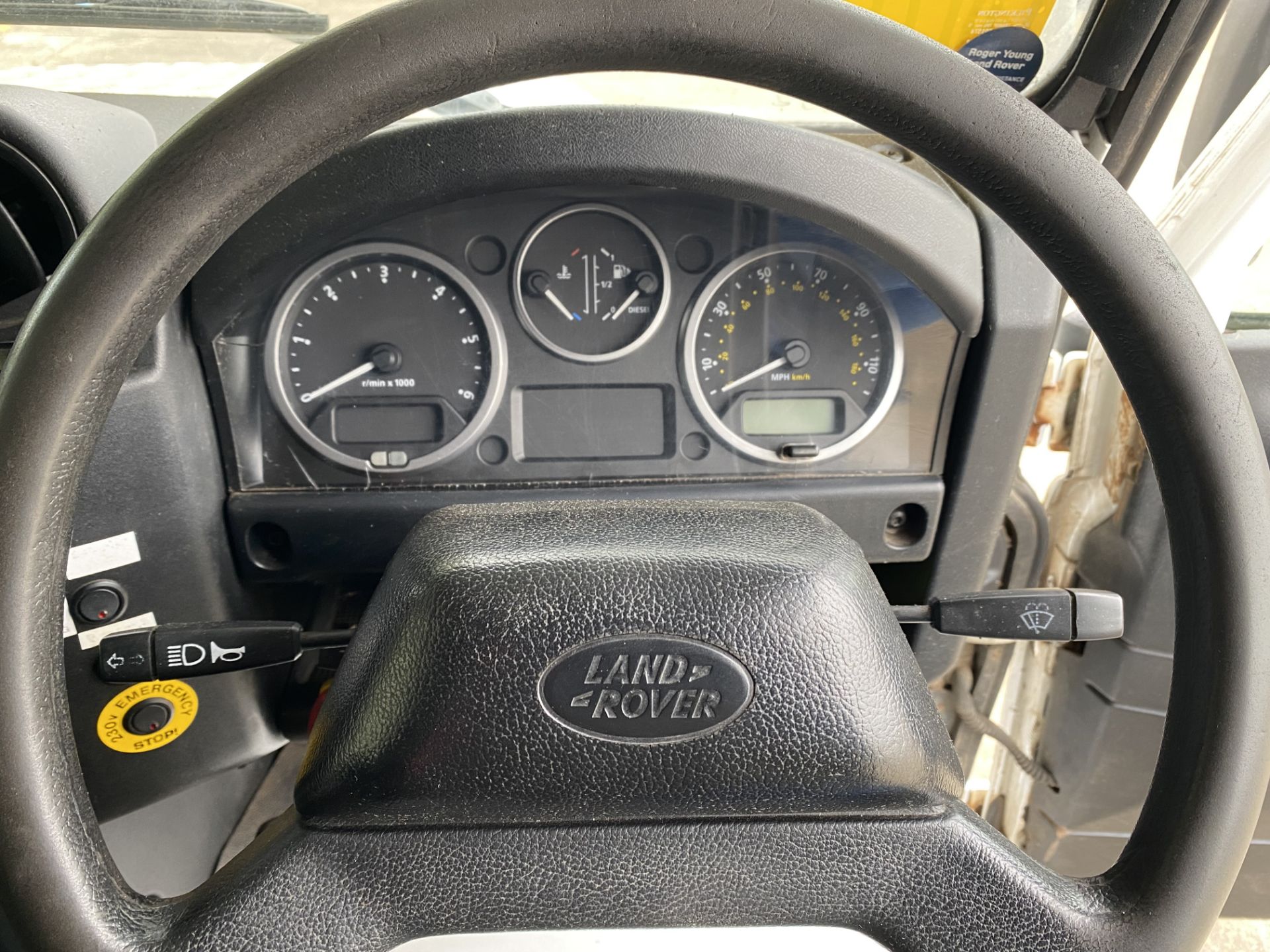 Land Rover Defender 110 2.2 Hardtop Utility - Image 19 of 65