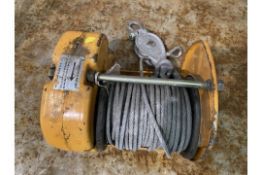 MAXPULL GM20 2000KGS c/w 1x Snatch Blocks and Shackles From UK MoD