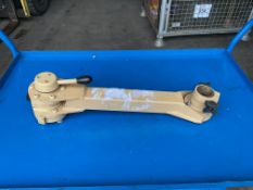 New Unissued Land Rover WIMIK Swing out Weapons Mount / Pintle