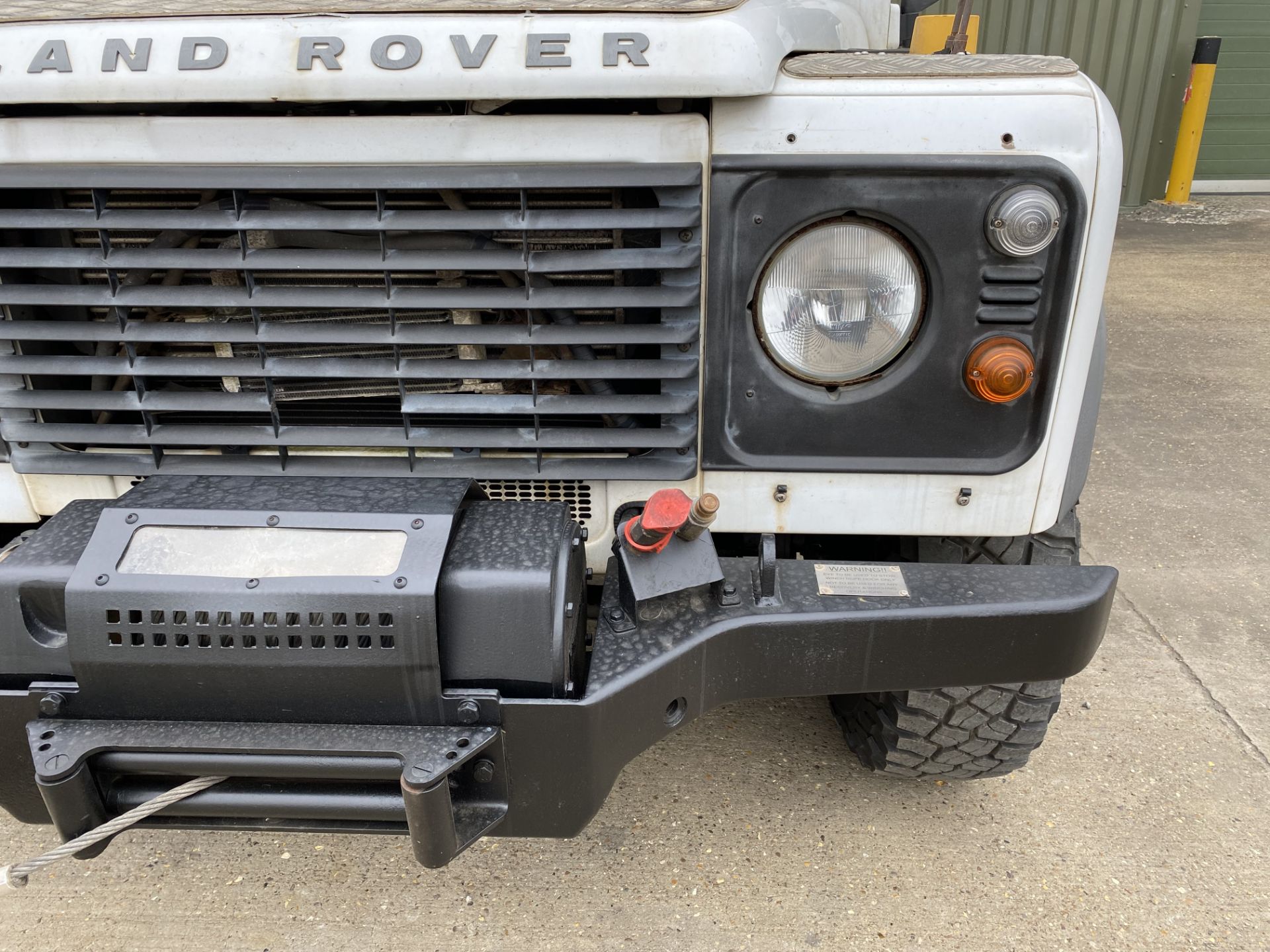 Land Rover Defender 110 2.2 Hardtop Utility - Image 58 of 65