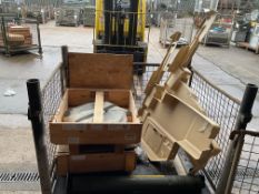 1 x Stillage of MAN Truck Spares inc Pressure Plates Hydraulic Leg, Door Panel, etc