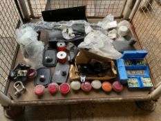 1 x Stillage of Land Rover Spares