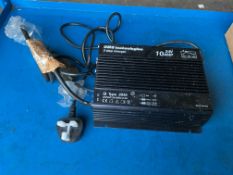 New Unissued DMS 240 Volt 10amp 3 Step 24 Volt Battery Charger