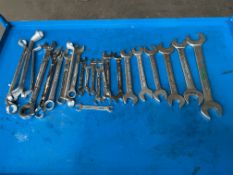 23 Pcs Spanner Set from MoD