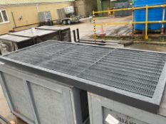 Louvre Ventilation Panel, umused. Approx 2m x 1m