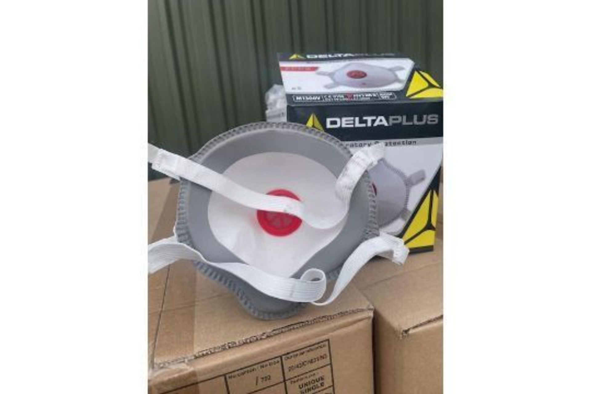 1000 New Unused Delta Plus high quality dust respirator Masks CE (20 Boxes of 50) - Image 5 of 6
